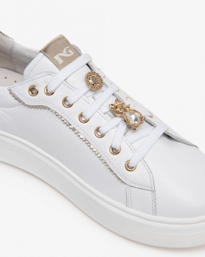 Nero Giardini E409975D-707 sneaker bianca con charms