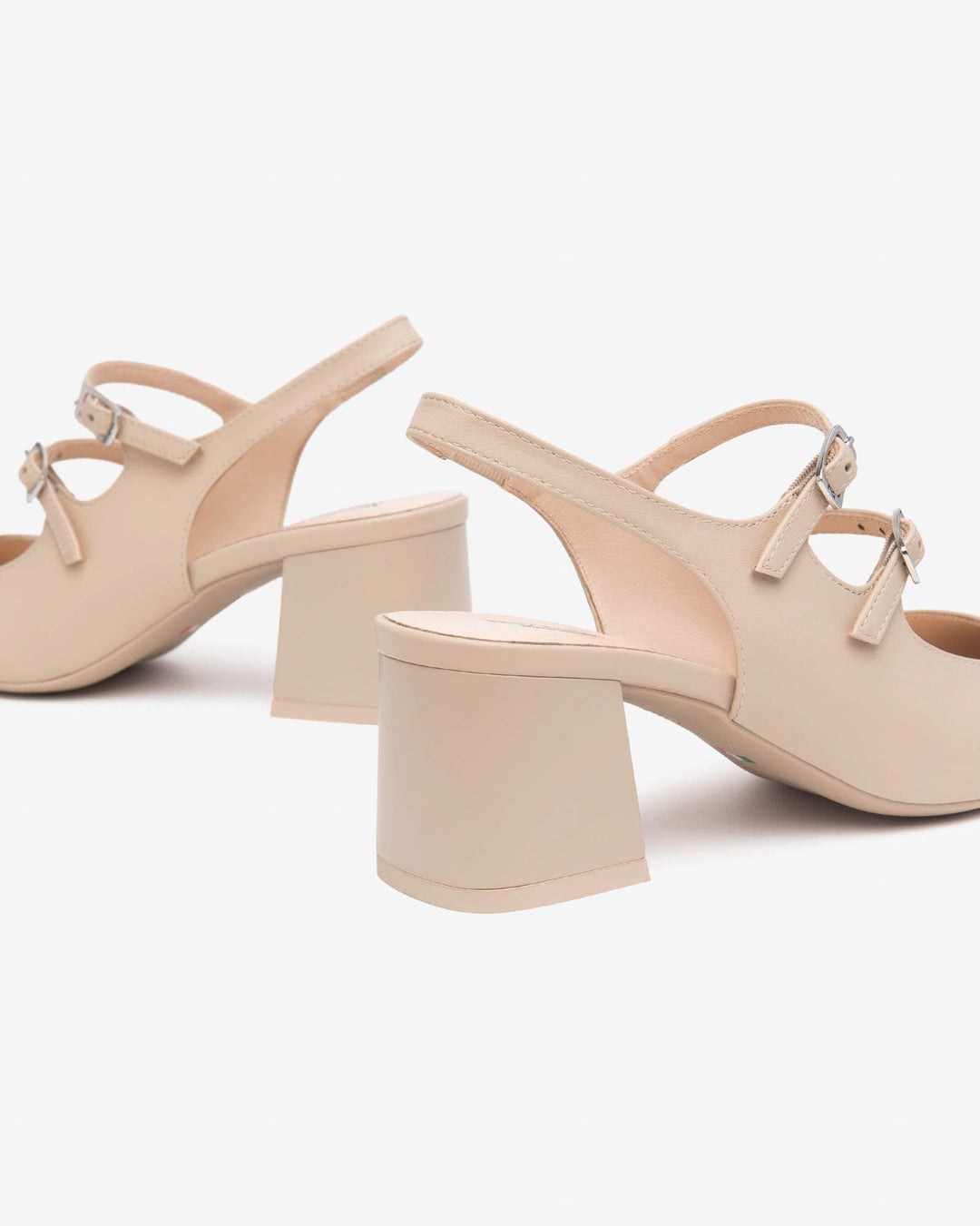 NeroGiardini E512321D-453 chanel beige