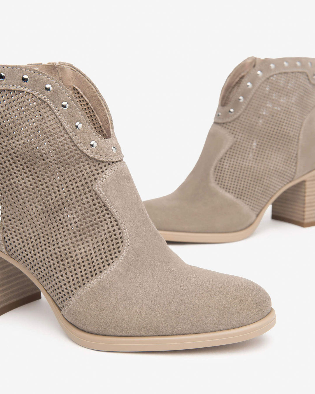 NeroGiardini E512710D-451 stivale beige