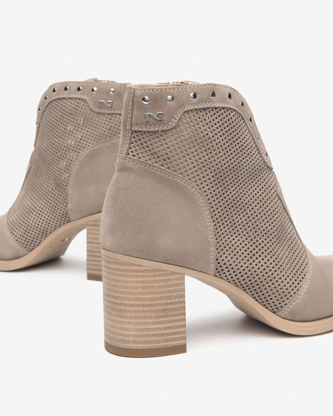 NeroGiardini E512710D-451 stivale beige
