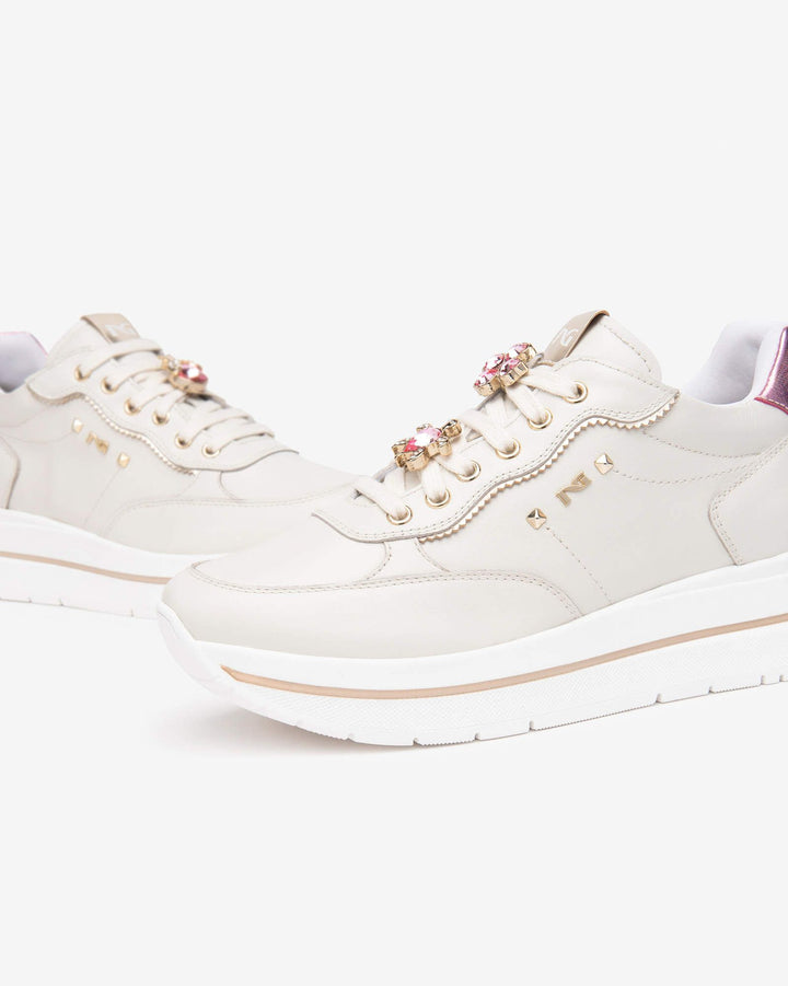NeroGiardini E512907D-713 sneaker zeppa charms beige