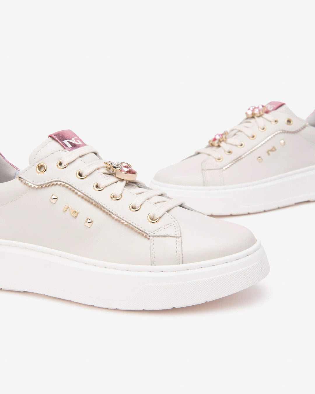 NeroGiardini E513060D-713 sneaker charms bianco rosa