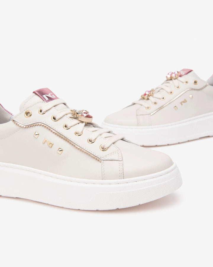 NeroGiardini E513060D-713 sneaker charms bianco rosa