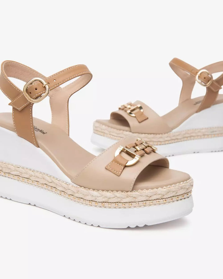 NeroGiardini E513552D-453 sandali beige