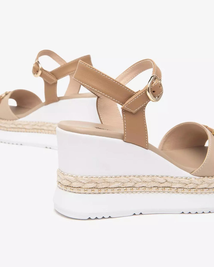 NeroGiardini E513552D-453 sandali beige