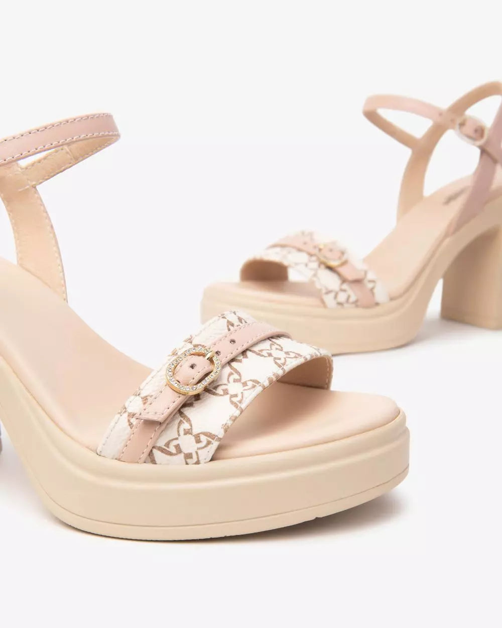 NeroGiardini E513664D-412 sandali beige