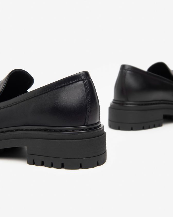 NeroGiardini Mocassino I411410D-100 in pelle nero