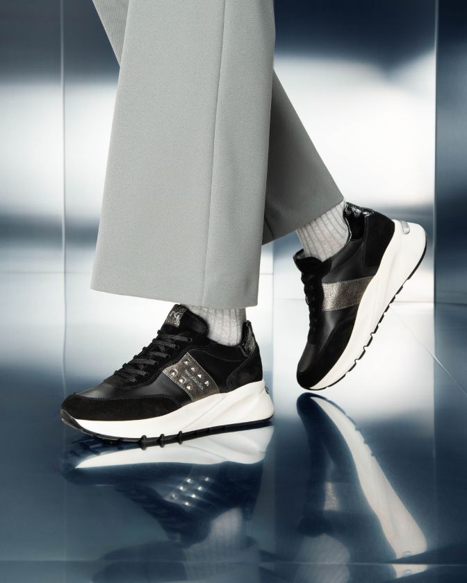 NeroGiardini Sneakers I411520D-100 in pelle nero