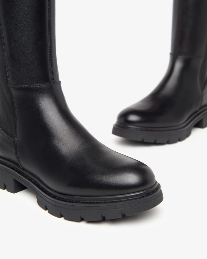 NeroGiardini Stivale I411864D-100 in pelle nero