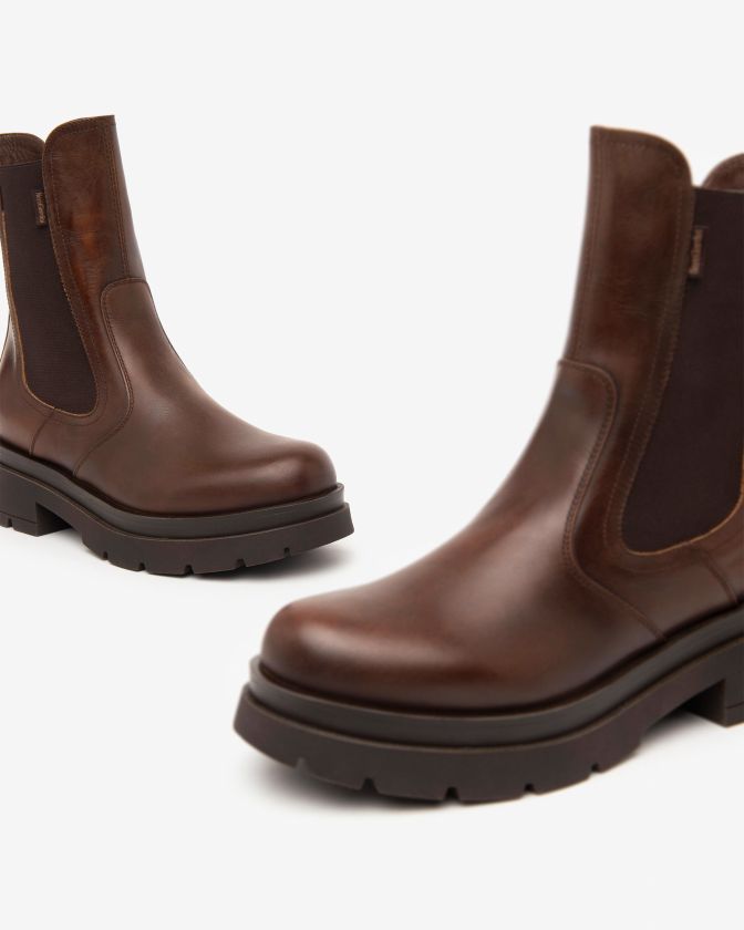 NeroGiardini Stivaletto I411941D-412 in pelle marrone