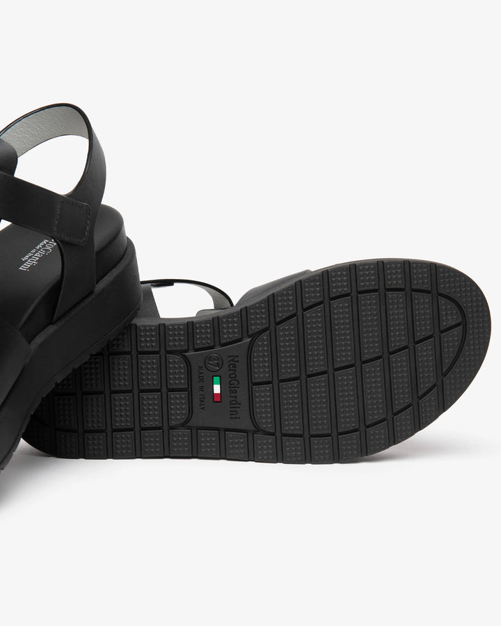 NeroGiardini sandalo E617050D-100 donna nero