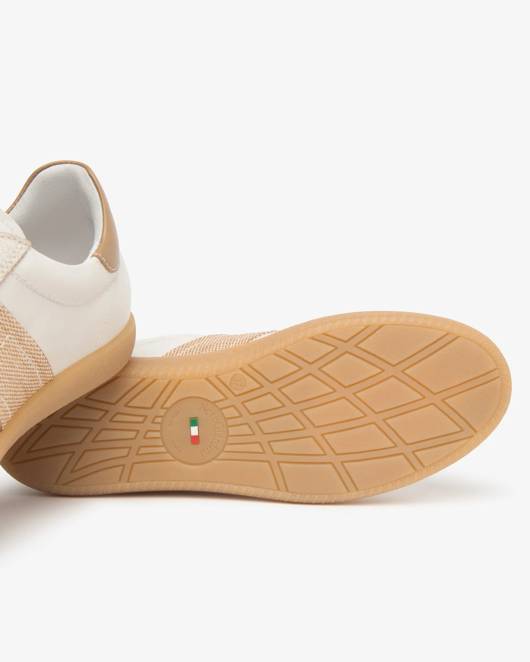 NeroGiardini sneaker E612855D-702 avorio donna