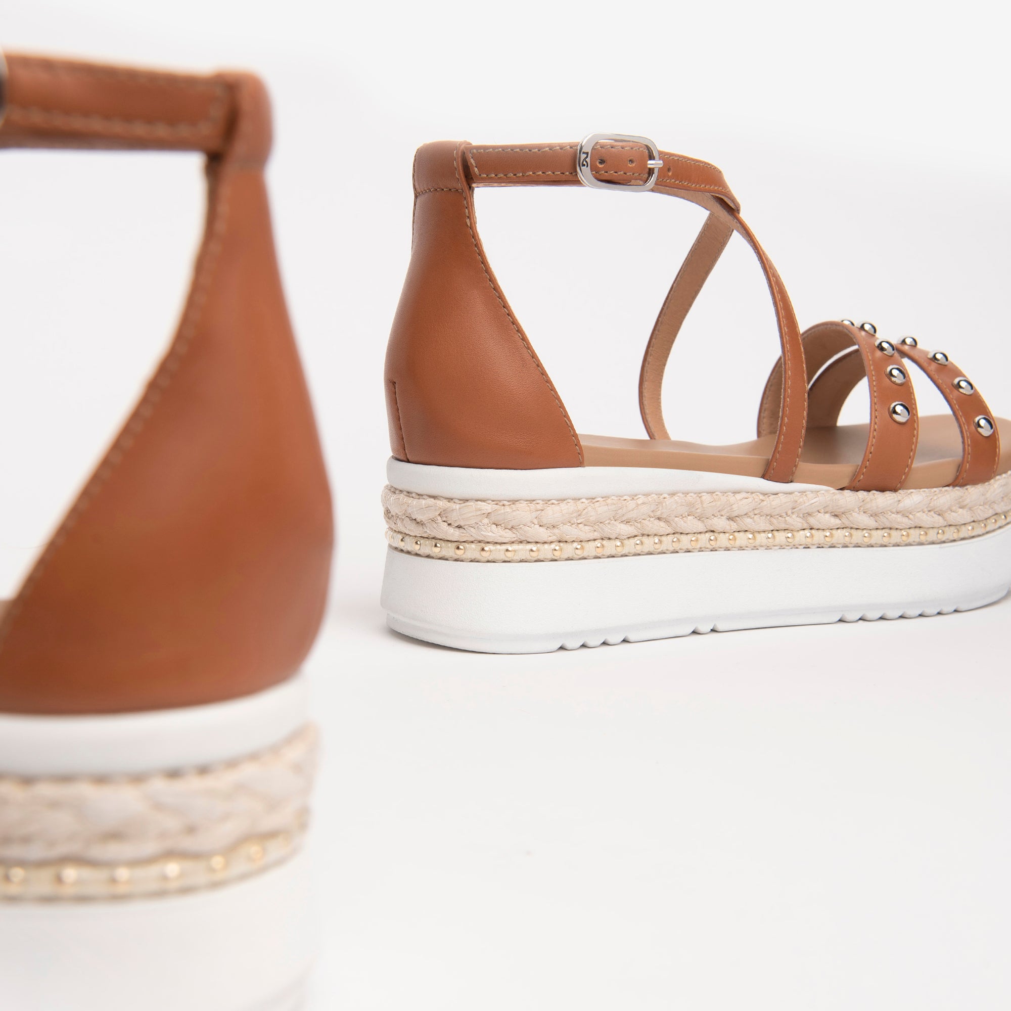 NERO GIARDINI E218832D-329 SANDALO PLATFORM CUOIO DONNA