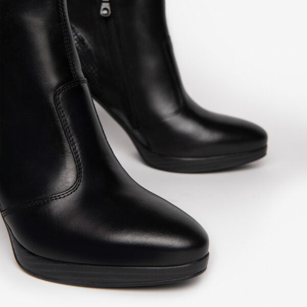 NERO GIARDINI I205041D-100 TRONCHETTO NERO DONNA